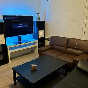 https://nice-house-near-ahoy-n-zuidplein.amsterdamhotelsnl.com