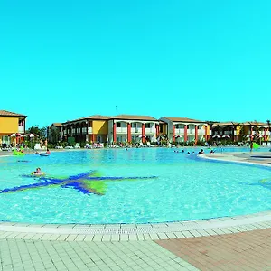 https://villaggio-ai-pini.hotelinveneto.com