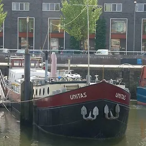 https://bb-unitas.ihotelsrotterdam.com